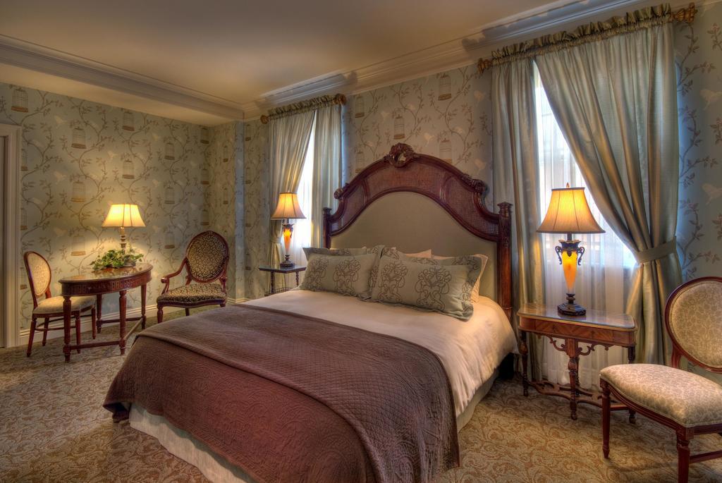 Charley Creek Inn Wabash ภายนอก รูปภาพ