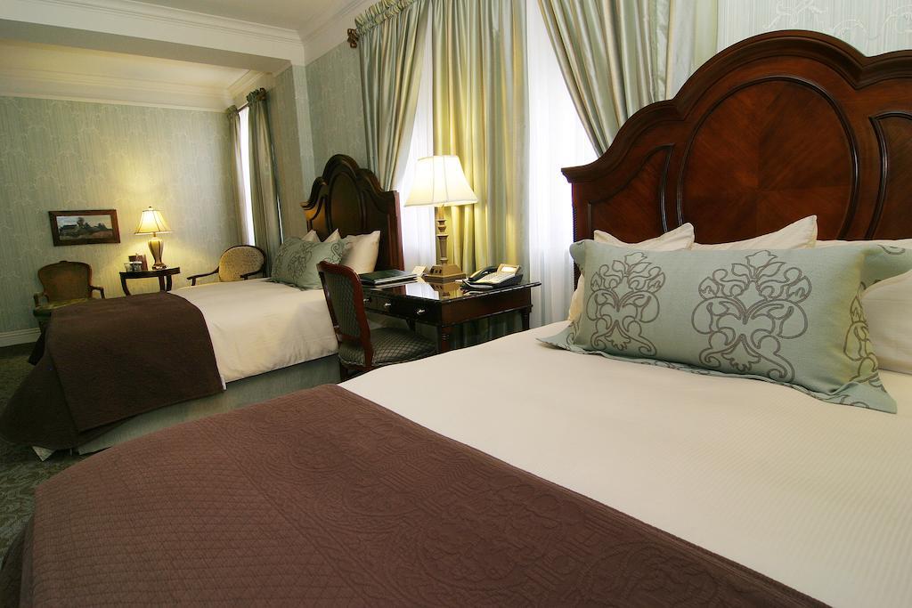 Charley Creek Inn Wabash ภายนอก รูปภาพ