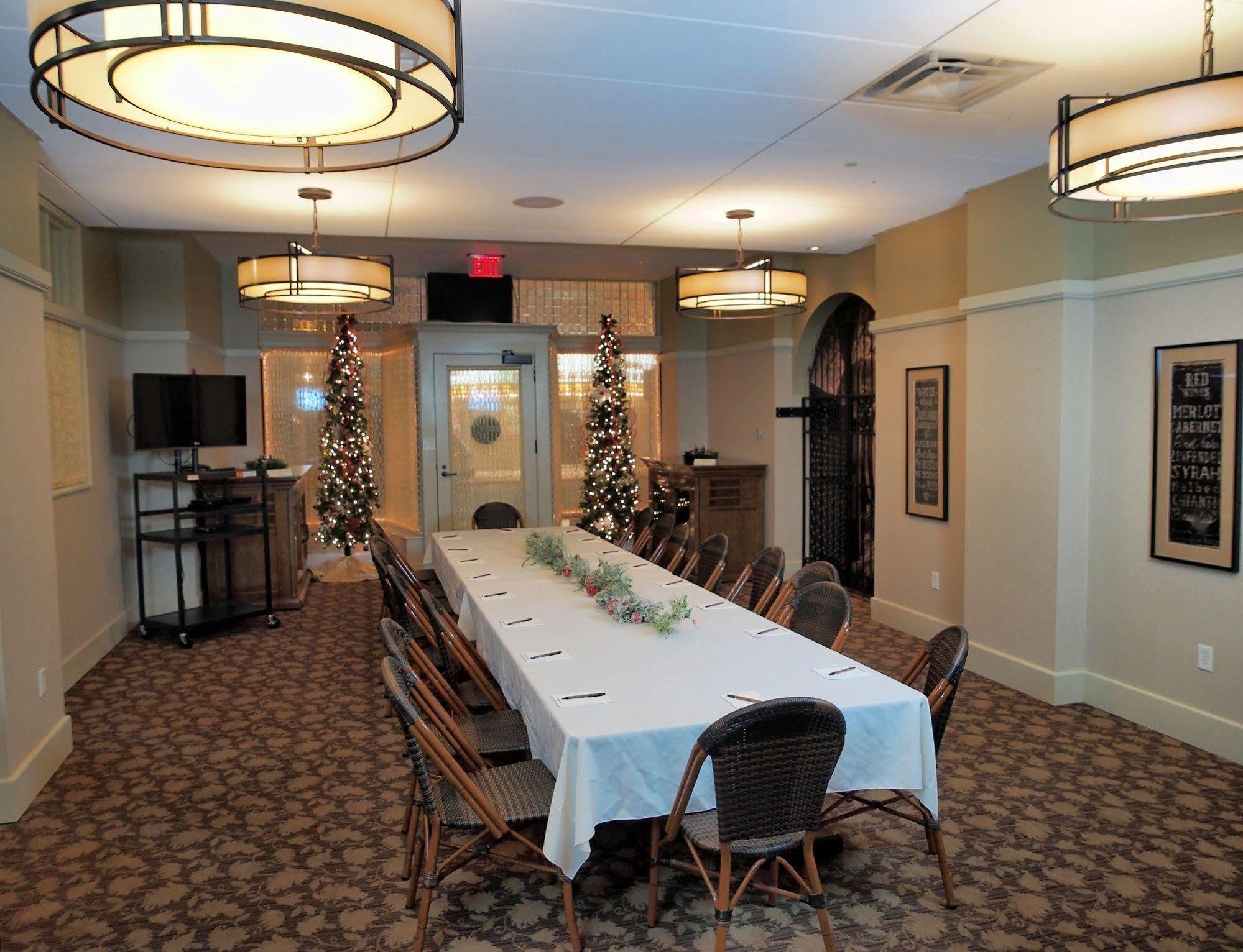 Charley Creek Inn Wabash ภายนอก รูปภาพ